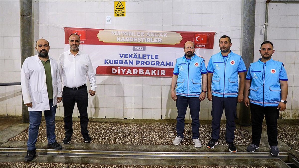 Tdv, Diyarbakır'da Kesilecek 14 Bin Hisse Kurban Etini İhtiyaç Sahiplerine Ulaştıracak