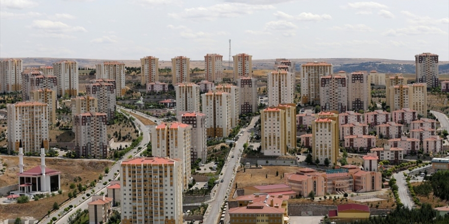 Akbank Konut Kredisi Faizini Düşürdü