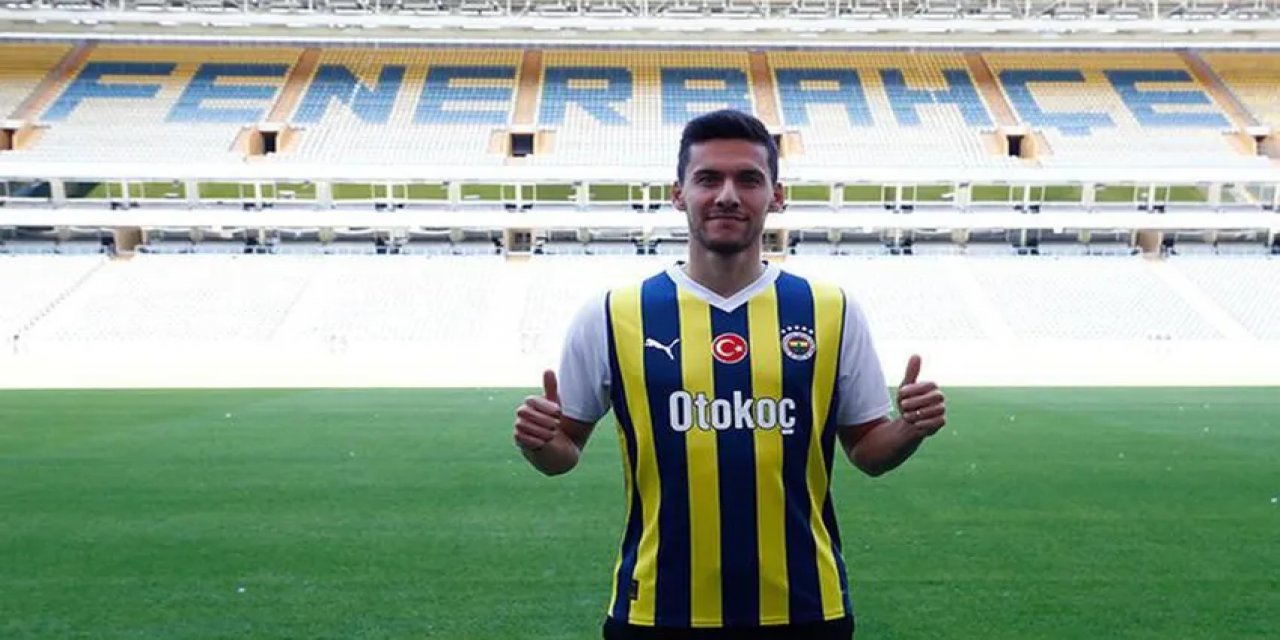 Fenerbahçe milli golcüyü renklerine bağladı!