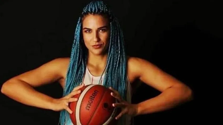 Basketbolcu Mihrace Buğdaycı trafik kazasında hayatını kaybetti