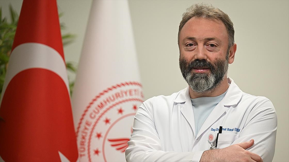 "Aşırı Sıcaklarda Zorunlu Olmadıkça Dışarı Çıkmayın" Uyarısı