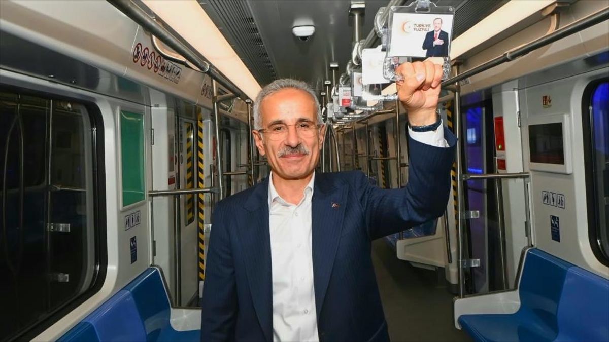 Marmaray İle 10 Yılda Taşınan Yolcu Sayısı Bir Milyara Ulaştı
