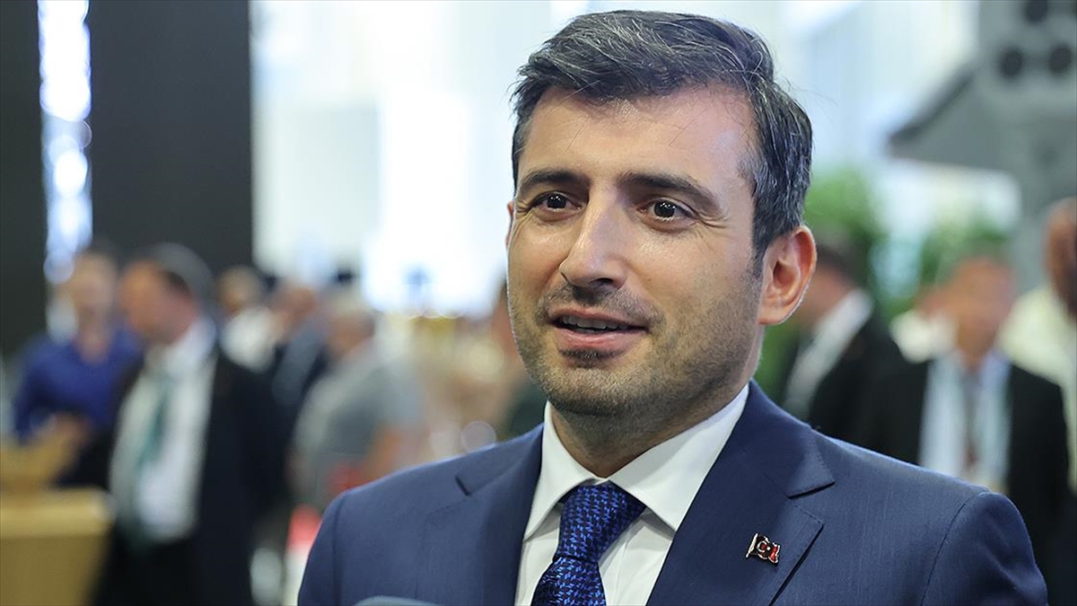 Selçuk Bayraktar, IDEF'23'ü Ziyaret Etti