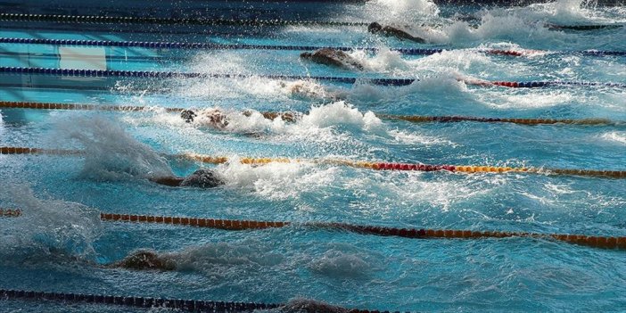 Milli Yüzücü Tuncer Berk Ertürk, Eyof'ta Altın Madalya Kazandı