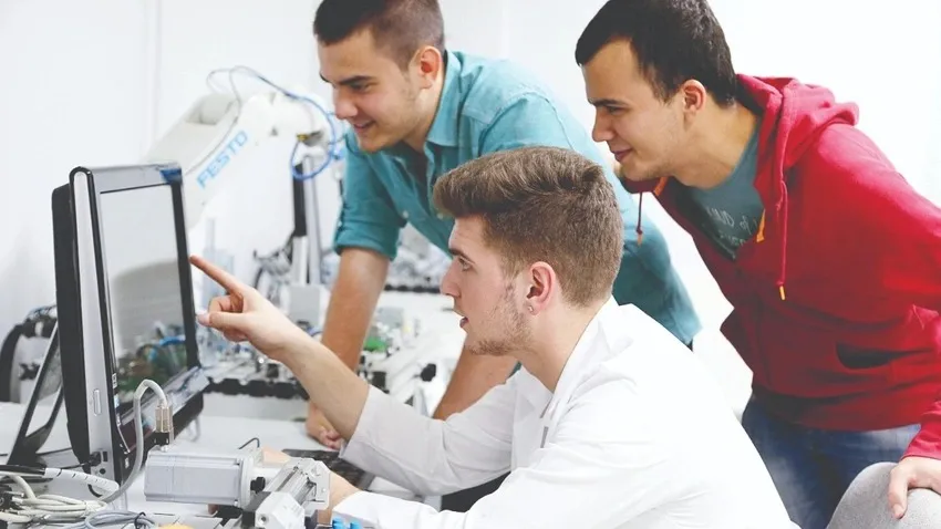 Aylık kazancı en yüksek üniversite bölümleri belli oldu