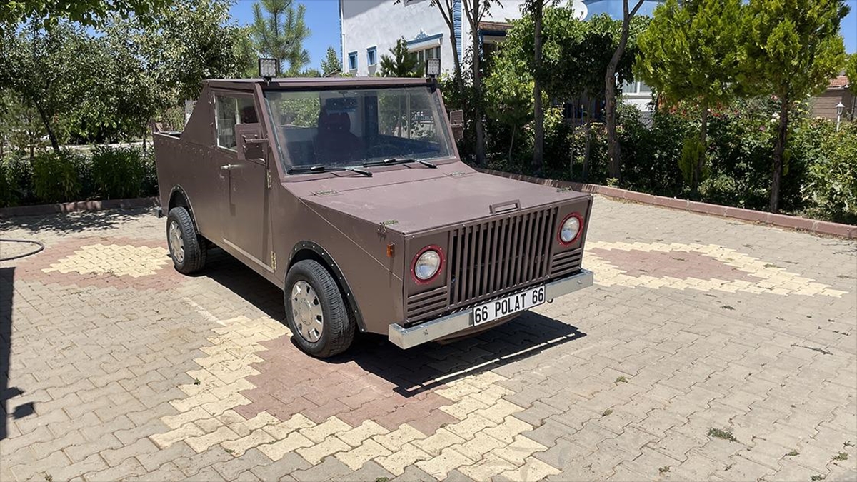 Yozgatlı Emekli Vatandaş, Hurdadan Aldığı Otomobili Yük Taşıma Aracına Dönüştürdü