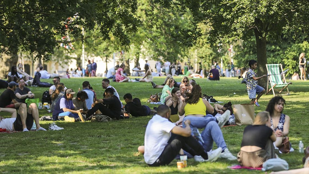 İngiltere 2022'de En Sıcak Yılını Yaşadı