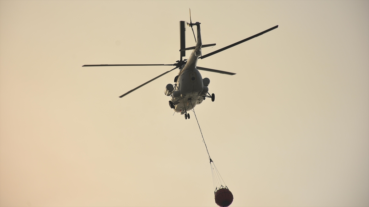 Kemer'deki Orman Yangınında Hava Gücü 4 Günde 1963 Sorti Yaptı