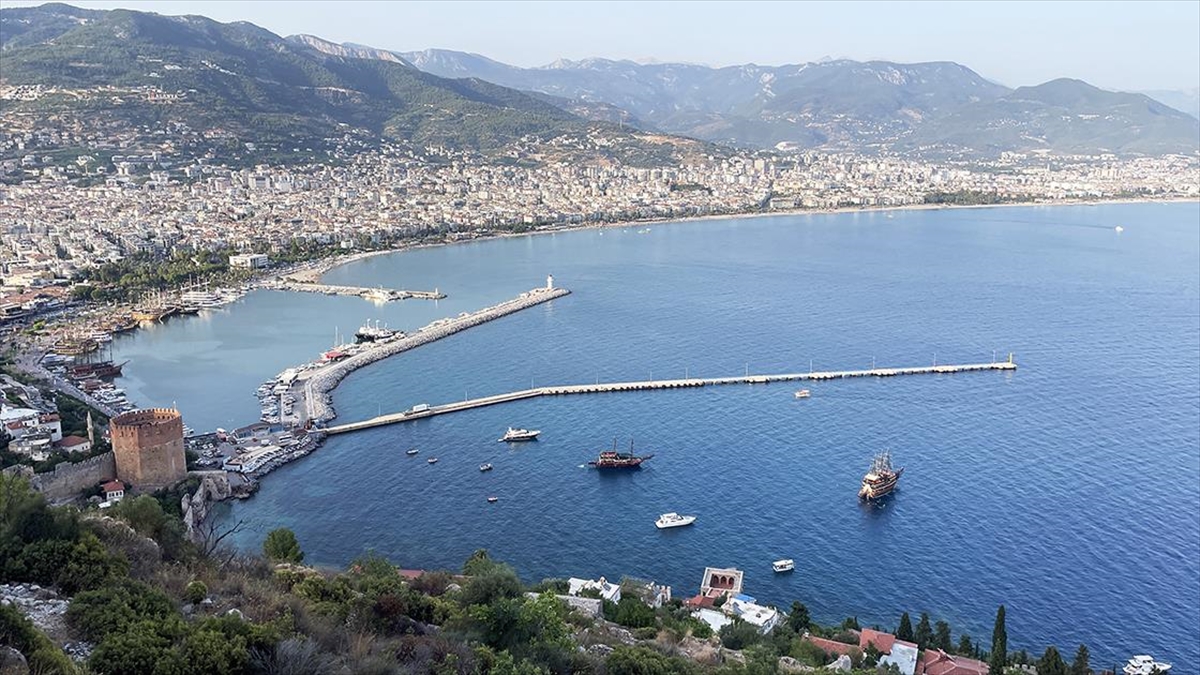 Alanya Yerli Turist Sayısındaki Artışla Dikkati Çekiyor