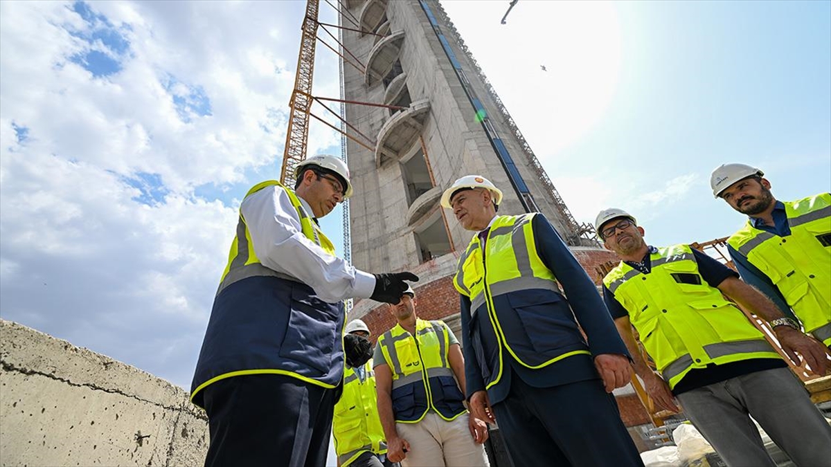 Cumhuriyet Kulesi'nde Hedef 29 Ekim'de Açılış