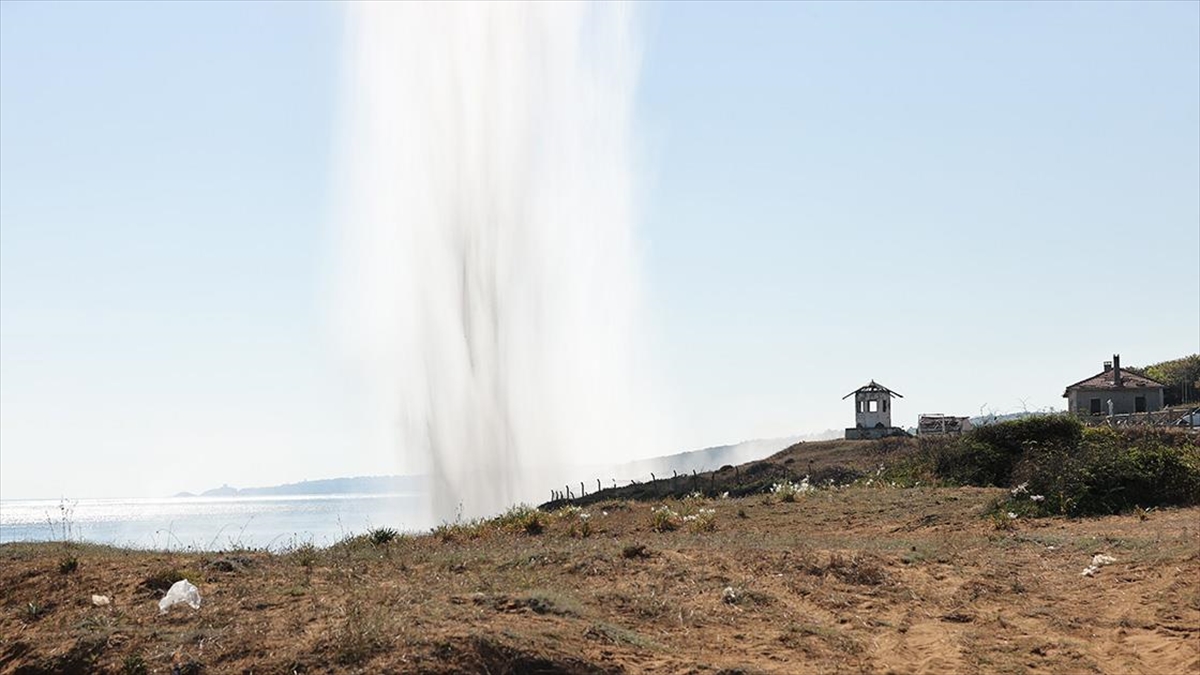 Şile Sahilinde Bulunan Top Mermileri Fünyeyle Patlatıldı