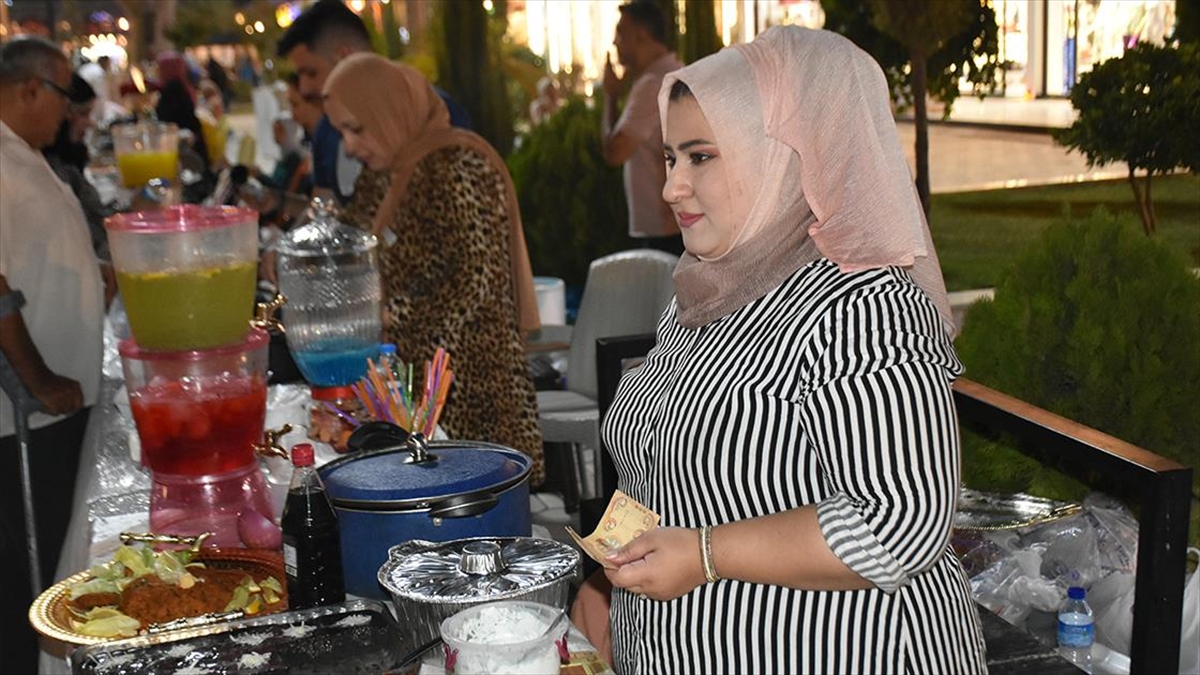 Kerküklü Genç Şef Iraklılara Türk Mutfağını Tanıtıyor