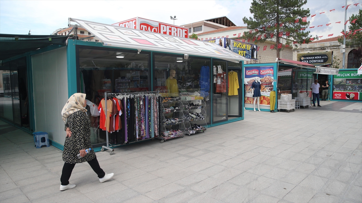 Deprem Bölgesinde Halk Bankasına Kredi Geri Ödemelerinde 6 Ay Erteleme