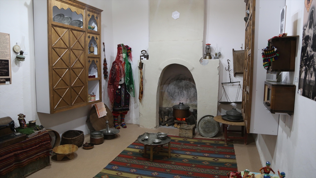 Aşık Veysel Müzesi Ziyaretçilerini "uzun İnce Bir Yolculuğa" Çıkarıyor