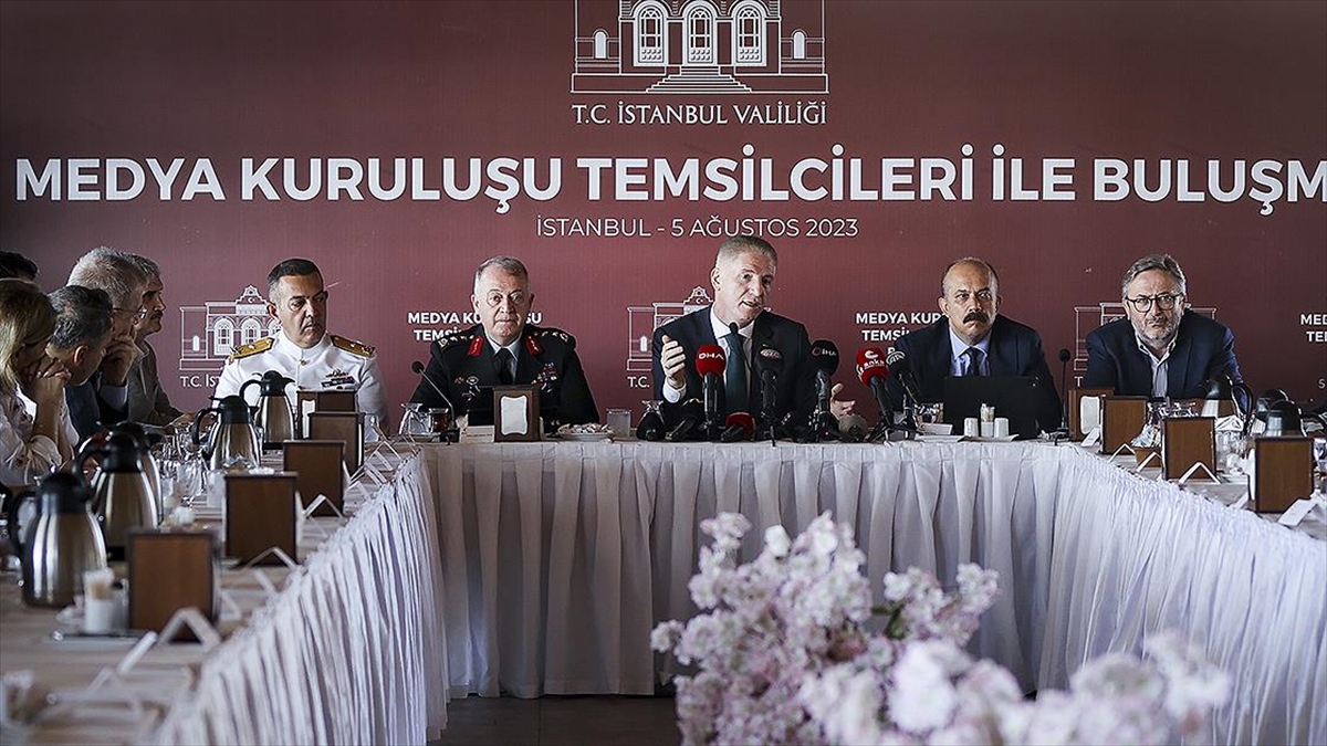 İstanbul Valisi Gül: İstanbul Genelinde Yüzde 9 İla Yüzde 11 Arasında Suçlarda Düşüş Var