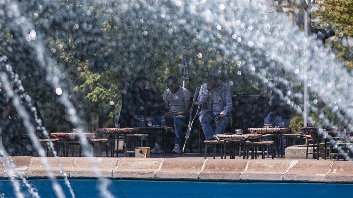 "kış Kentleri"nde Etkili Olan Sıcaklık Bunaltıyor