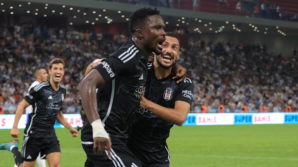 Beşiktaş Yarın Neftçi'ye Konuk Olacak