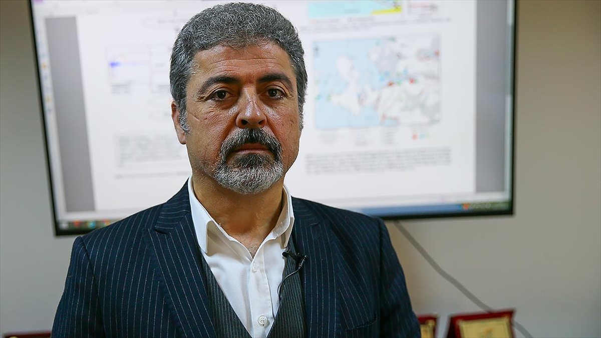 Sözbilir: Artçı Depremlerin Yaşanması Olağandır