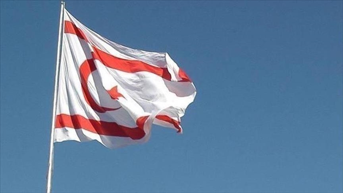 Kktc'de Kabinede Değişikliğe Gidildi