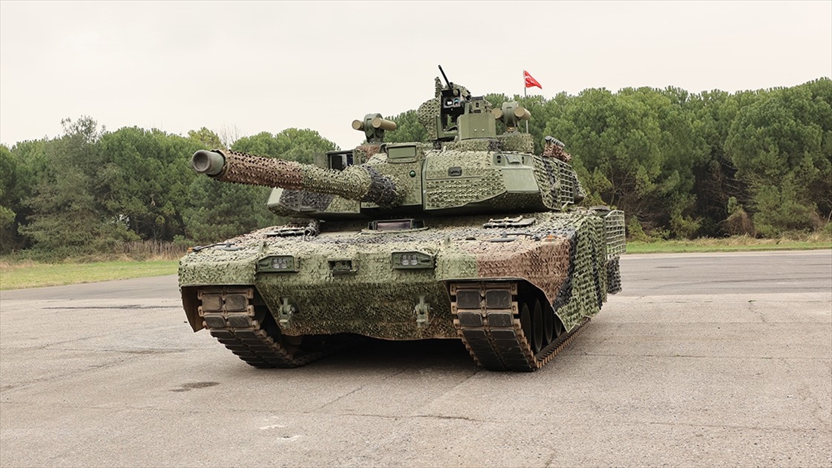 Yerli Motor "Yeni Altay Tankı"nı Yürütmeye Hazırlanıyor