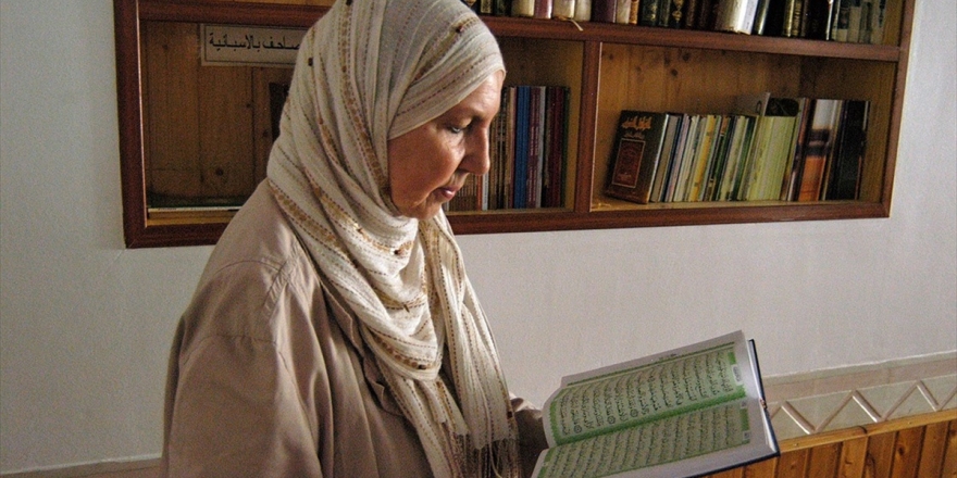 Müslüman Olduktan Sonra İspanya'da İlklere İmza Atan Kadın: Miriam Cuenca