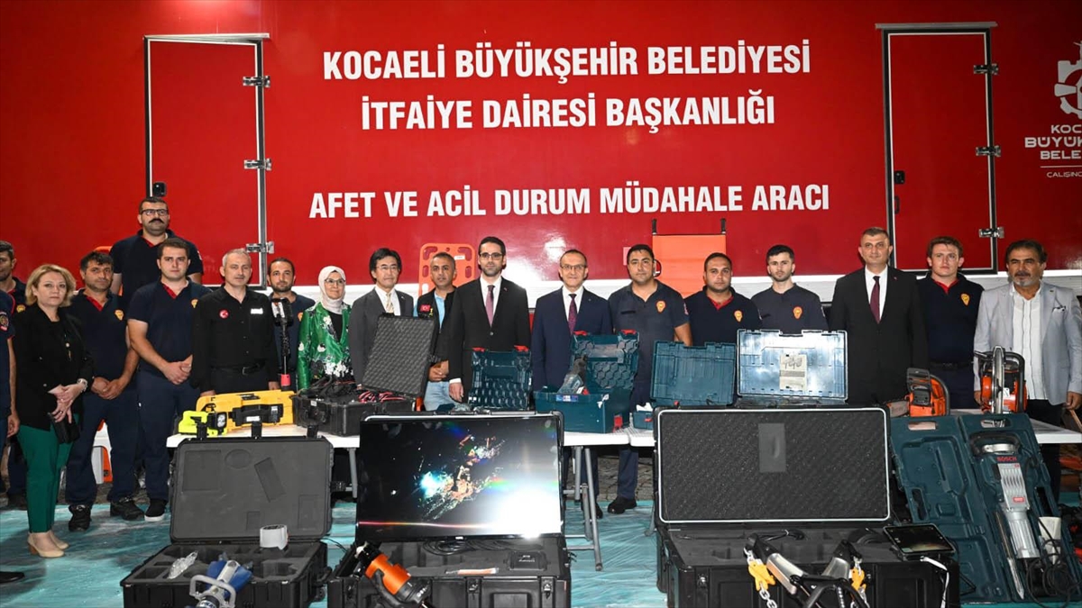 Marmara Depremi’nde Hayatını Kaybedenler Gölcük'te Anıldı