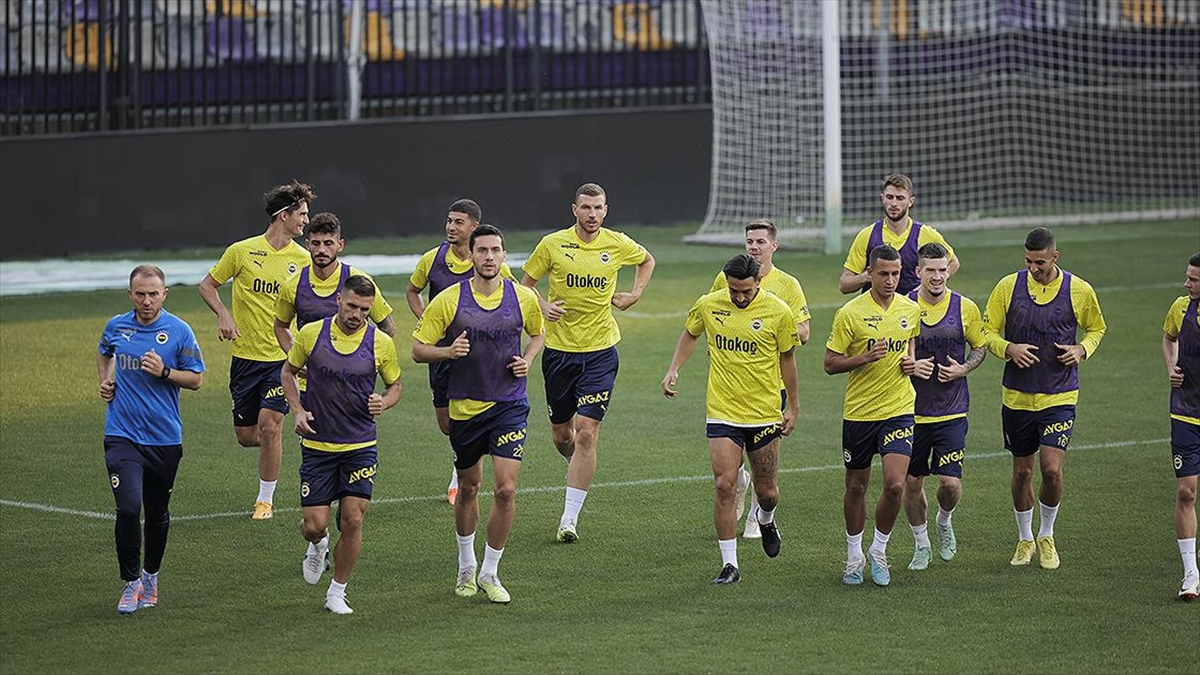 Fenerbahçe Yarın Samsunspor'a Konuk Olacak