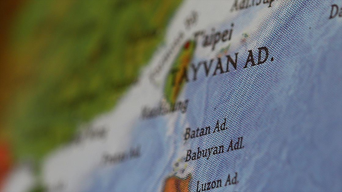 Çin'in Tatbikat Başlattığı Tayvan Çevresindeki Askeri Hareketlilik Sürüyor