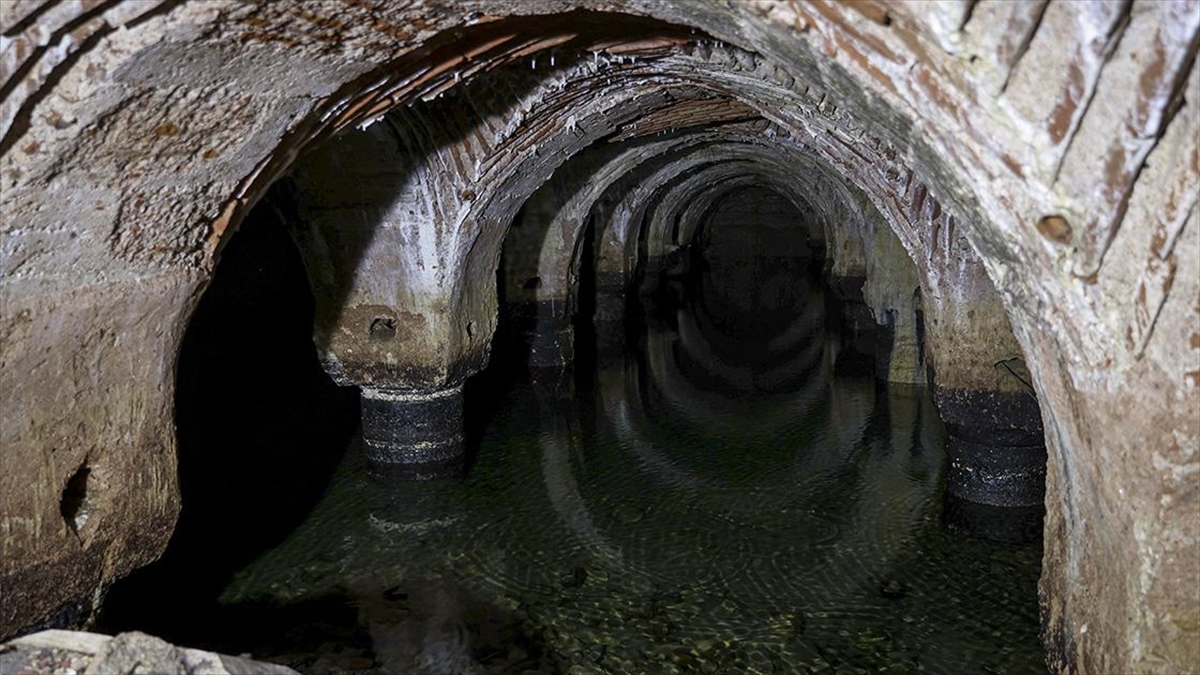 Fatih Camii'nin Gizli Hazinesi Karadeniz Medresesi Sarnıcı Gün Yüzüne Çıkarılacak
