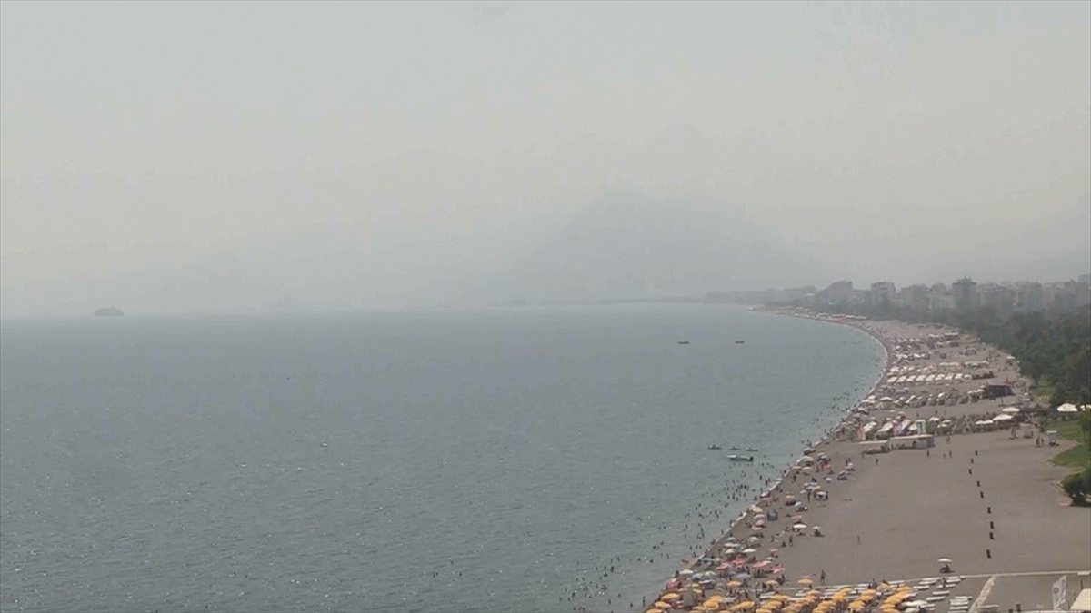 Antalya'da Yüksek Nem Bunalttı