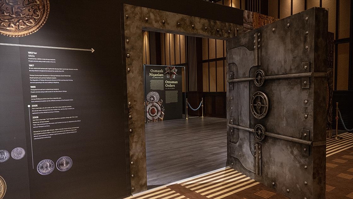 "Kudret Ve Hafıza, Gücün Sanatı" Sergisi İlgi Görüyor