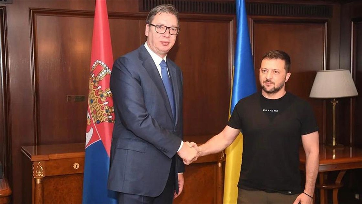 Sırbistan Cumhurbaşkanı Vucic, Ukrayna'nın Toprak Bütünlüğüne Saygı Duyduklarını Belirtti