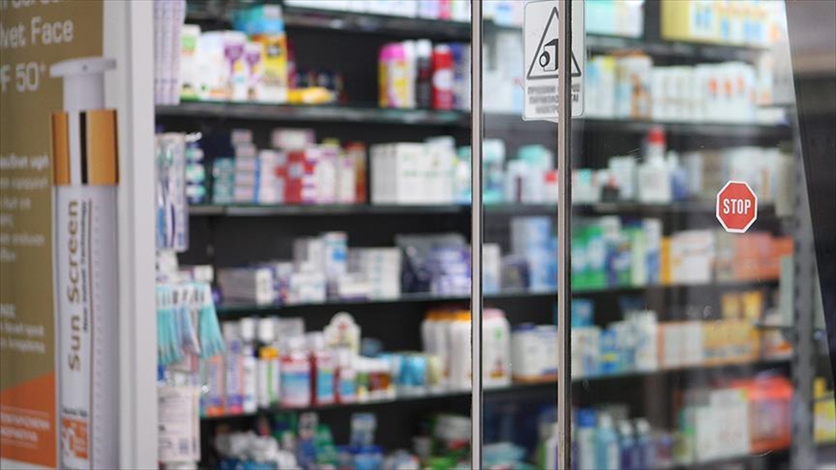 Bakanlıktan "hasta Yakını" Gibi Davranarak Yeşil Reçeteli İlaç Yazdıranlara Karşı Uyarı