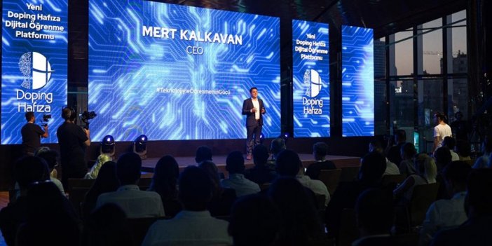 Doping Hafıza, Kullanıcılarına Yapay Zeka Destekli Öğrenme Deneyiminde İlkleri Sunuyor