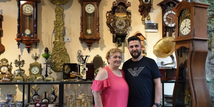 Trabzonlu İşletmeci 20 Yıldır Biriktirdiği Eşyaları Kafede Sergiliyor