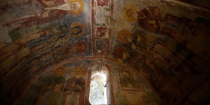 Hristiyanların Hac Merkezlerinden Aziz Nikolaos Kilisesi'nde Ziyaretçi Sayısı Artıyor