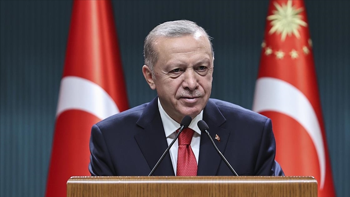 Erdoğan, o danışmanlarıyla yollarını ayırdı