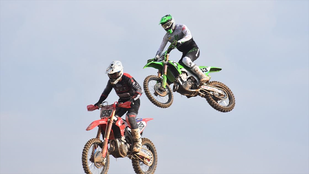 Dünya Motokros Şampiyonası'nda Yaklaşık 400 Bin Ziyaretçi Ağırlandı