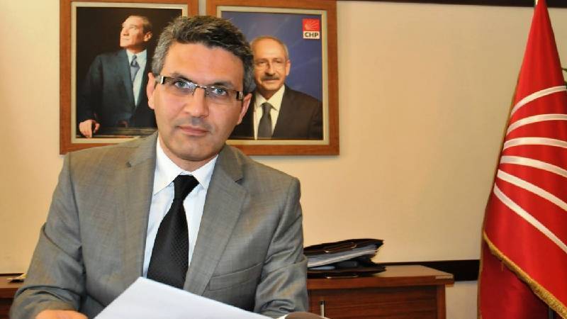 CHP'li Salıcı: Erdoğan beyazsa, sivil anayasa siyahtır