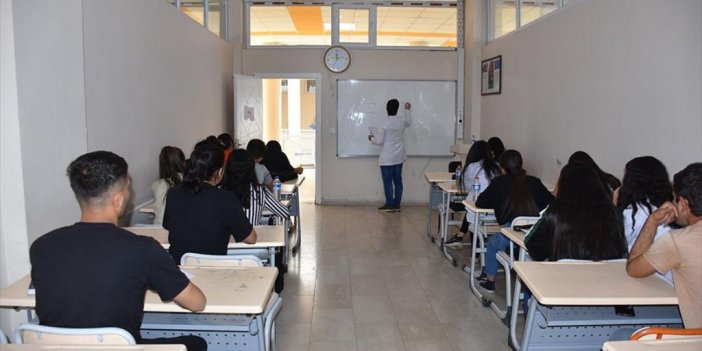 Şırnaklı 106 Genç Belediyeye Ait Merkez Sayesinde Üniversiteye Yerleşti