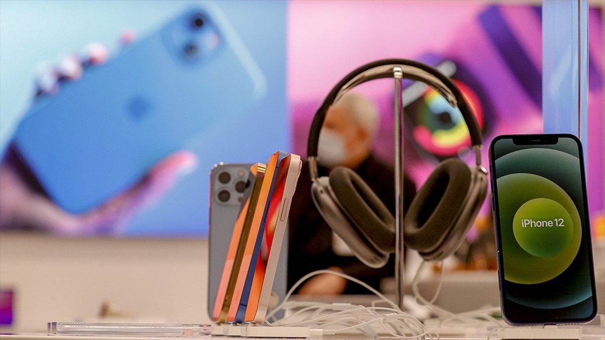 Belçika, Fransa'da Satışı Yasaklanan İphone 12'yi İncelemeye Aldı