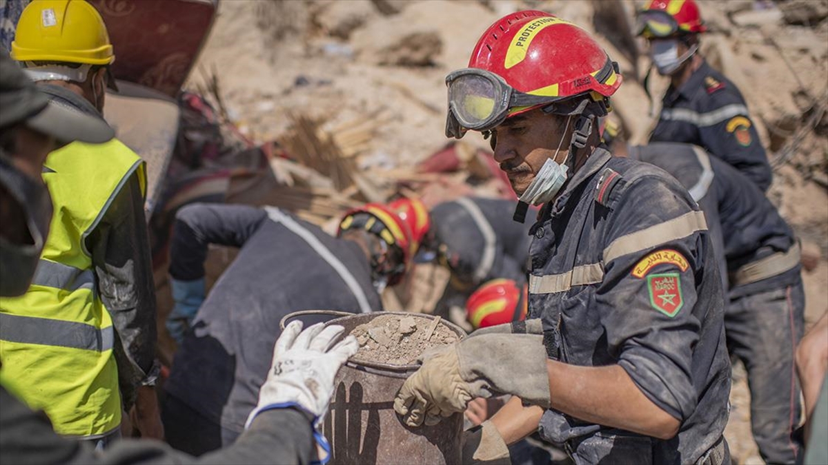 Fas Depremi, Paris İle Rabat'ı Birbirine Yaklaştırmak Yerine Daha Da Uzaklaştırdı