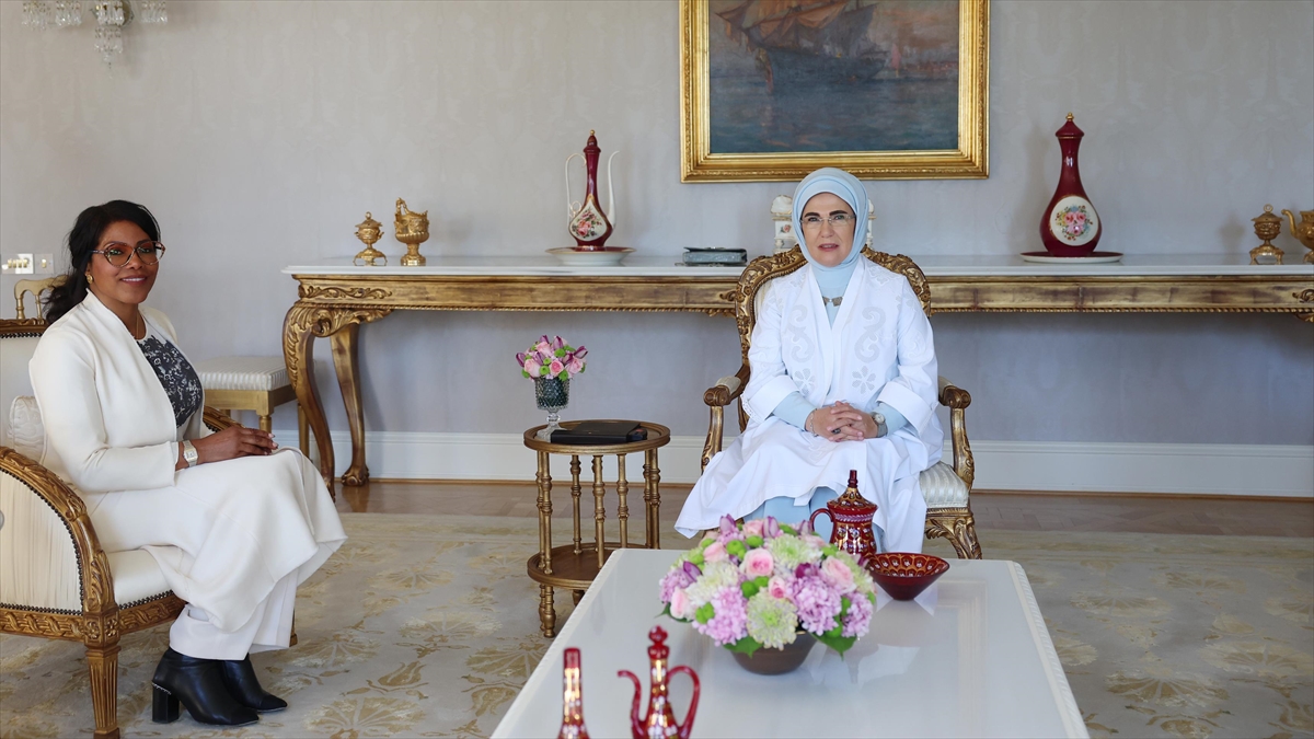 Emine Erdoğan, Malcolm X'in Kızı İlyasa Şahbaz İle Görüştü