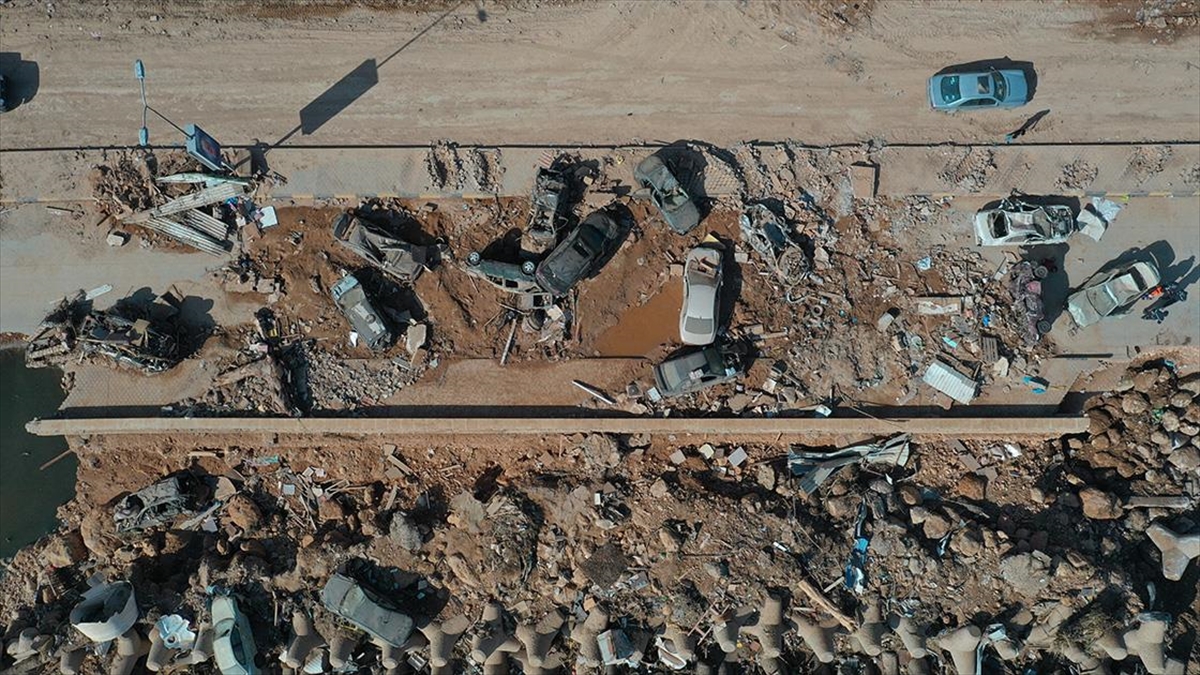 Bm: Selin Vurduğu Libya'nın Derne Kentinde 11 Bin 300 Kişi Öldü 10 Binden Fazla Kayıp Var