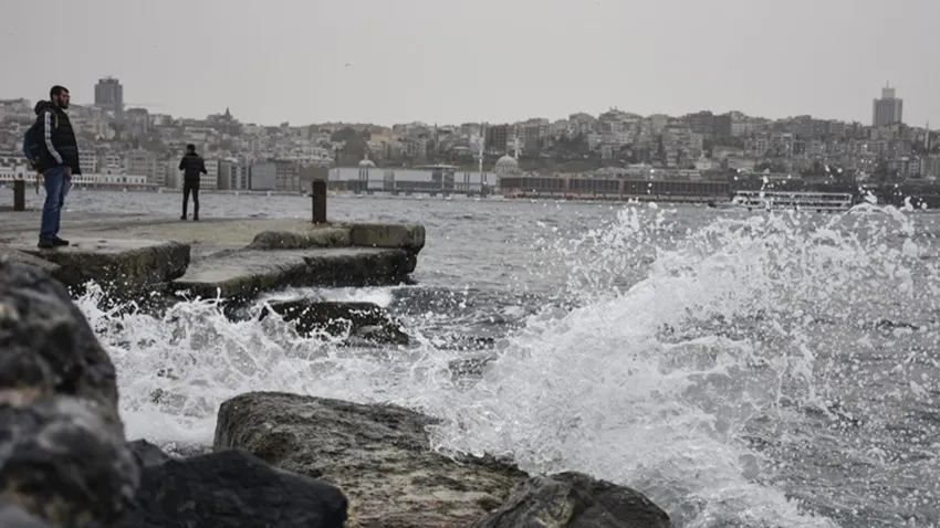 İstanbul Valiliği'nden fırtına uyarısı