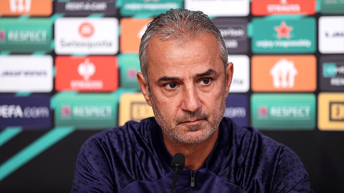 Fenerbahçe Teknik Direktörü Kartal: Kendi Evimizde Kazanıp Avantajlı Skor Elde Etmek İstiyoruz