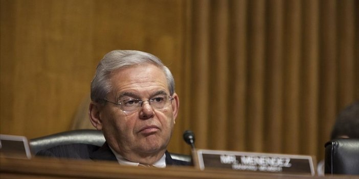 "rüşvet Almakla" Suçlanan Menendez, Abd Senatosu Dış İlişkiler Komitesi Başkanlığından Ayrıldı