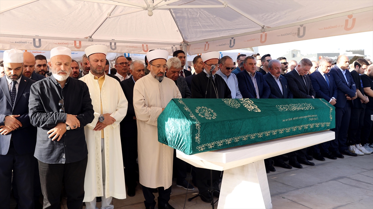 Erdoğan'ın Vefat Eden Dayısının Oğlunun Cenazesi İstanbul'da Defnedildi