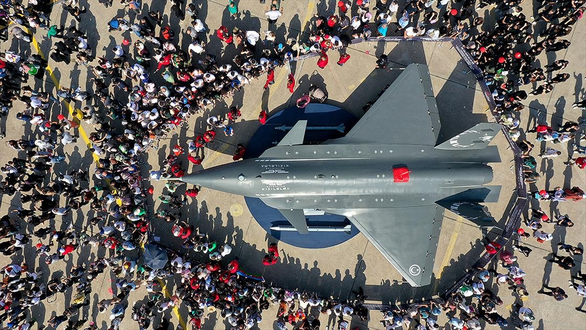 Teknofest İzmir'in İlk Günü Etkinliklerle Tamamlandı