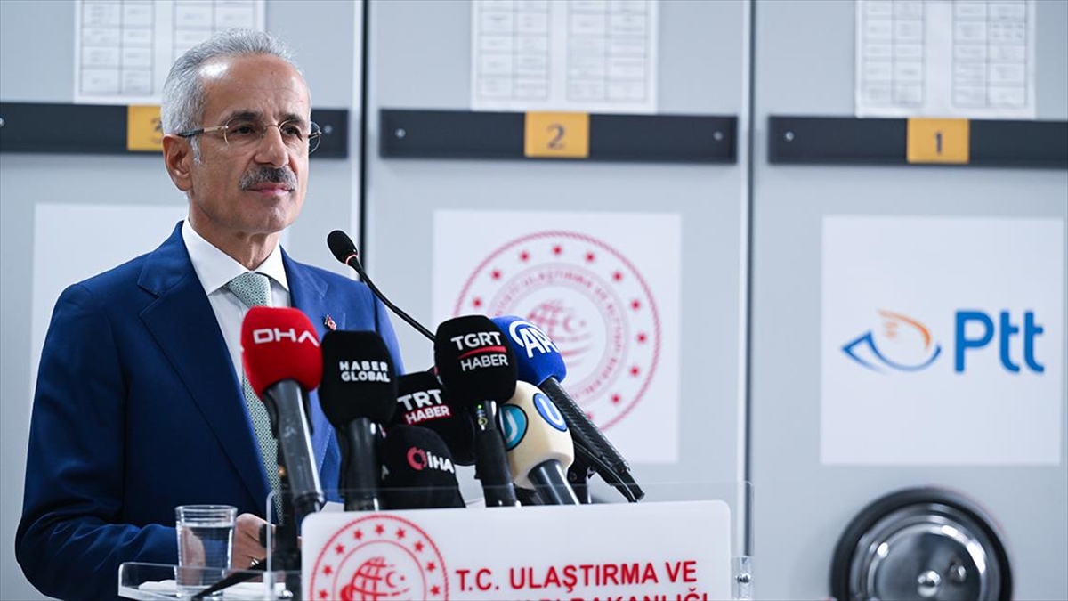 Bakan Uraloğlu: "cumhuriyetin 100. Yılı'na Mektup Kampanyası"nda Cumhurbaşkanlığı Makamına 195 Mektup Teslim Edilecek